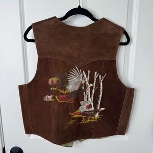 Leather made in Mexico Dark Brown Vest with Wildlife Design medium